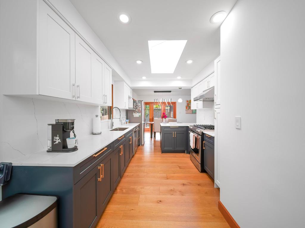 Listing Image for R3110983