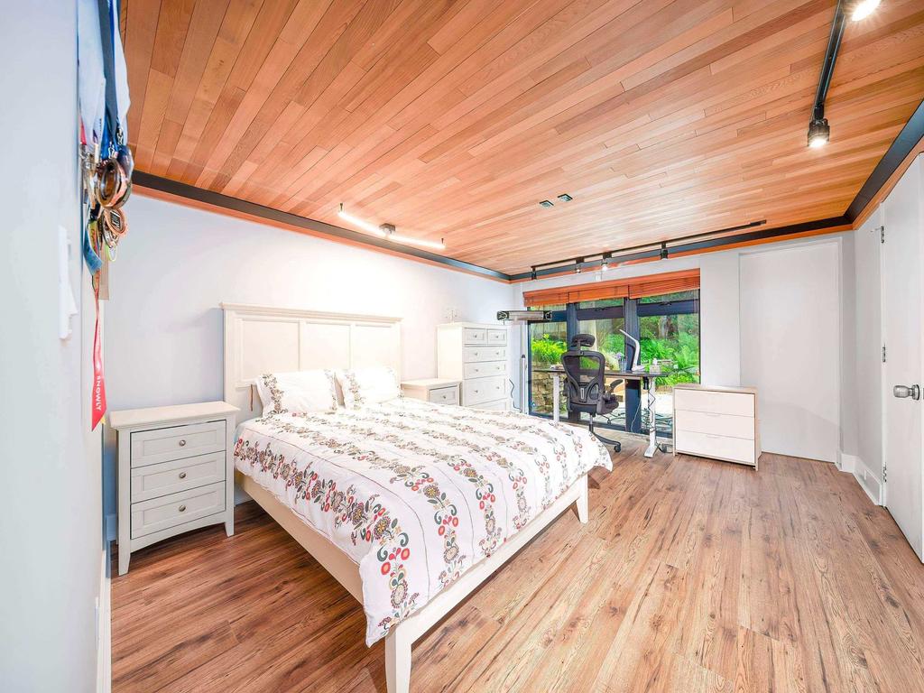 Listing Image for R3110983