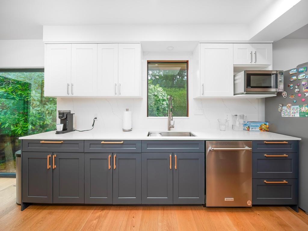 Listing Image for R3110983