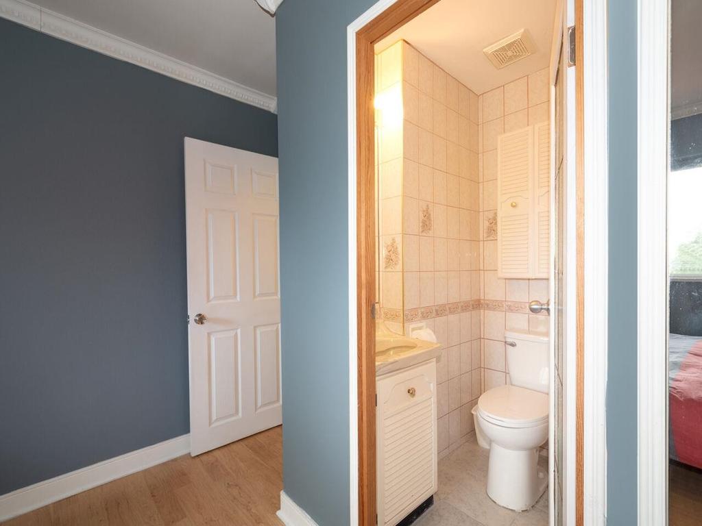 Listing Image for R3110991