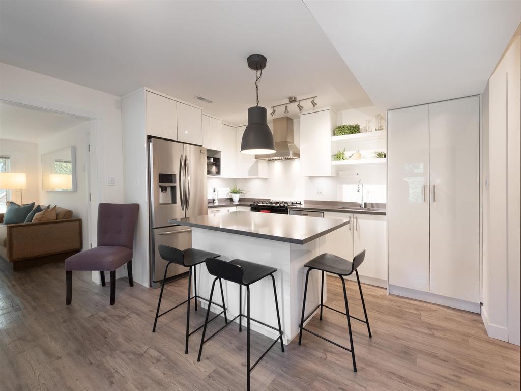 Listing Image for R3110995