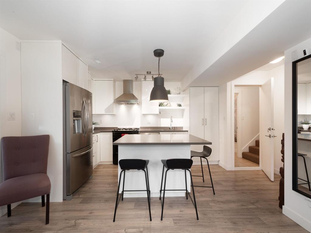 Listing Image for R3110995