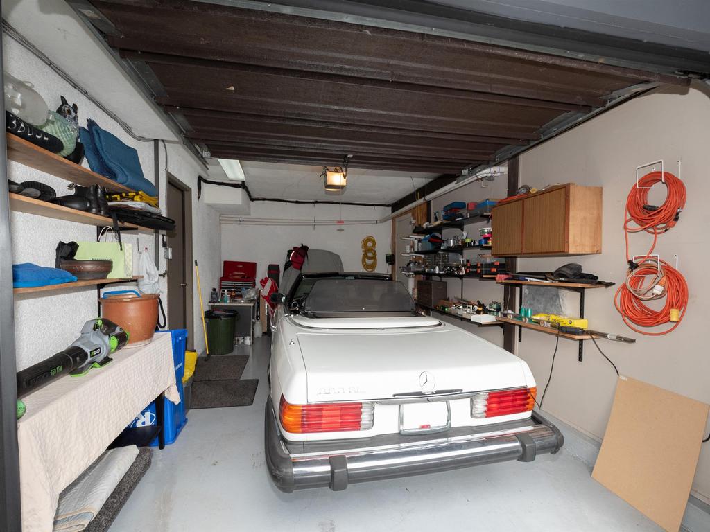 Listing Image for R3110995