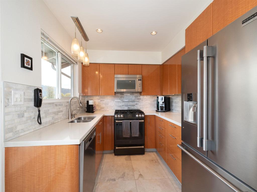 Listing Image for R3110995