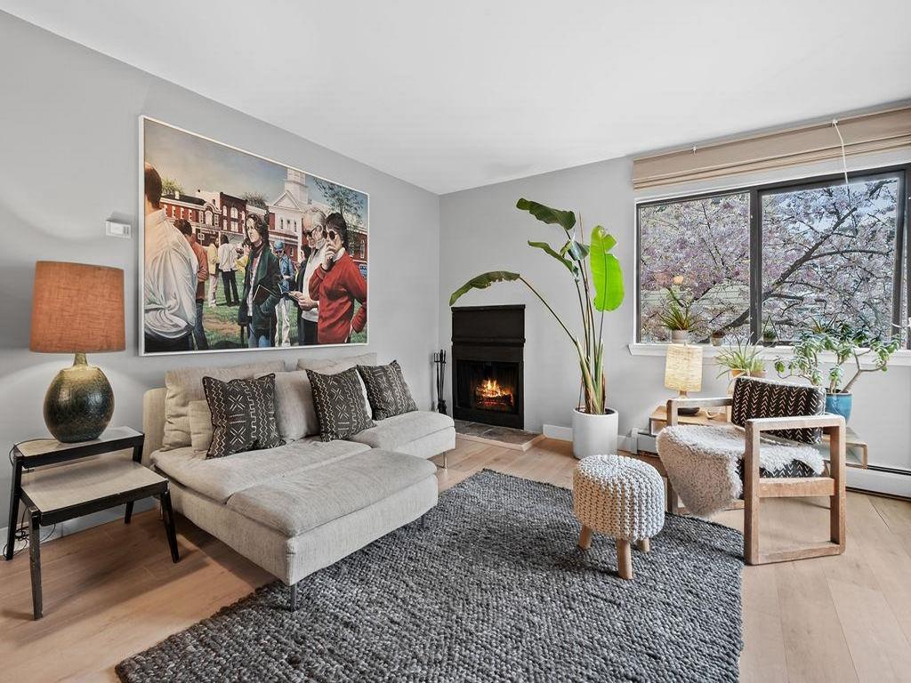 Listing Image for R3110997