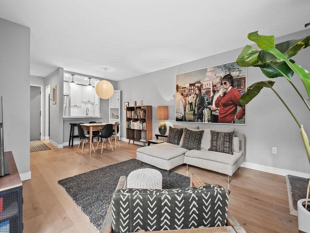 Listing Image for R3110997