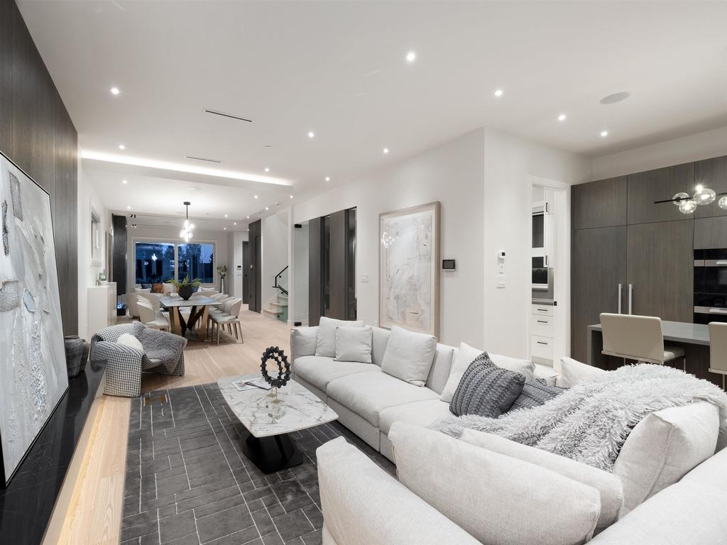 Listing Image for R3110998