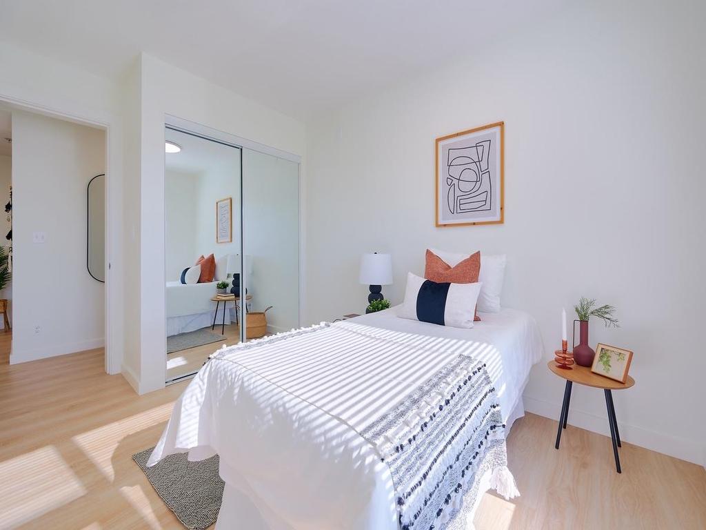 Listing Image for R3111003