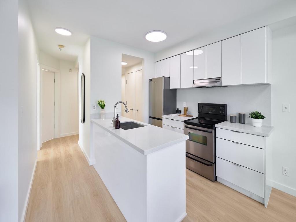 Listing Image for R3111003