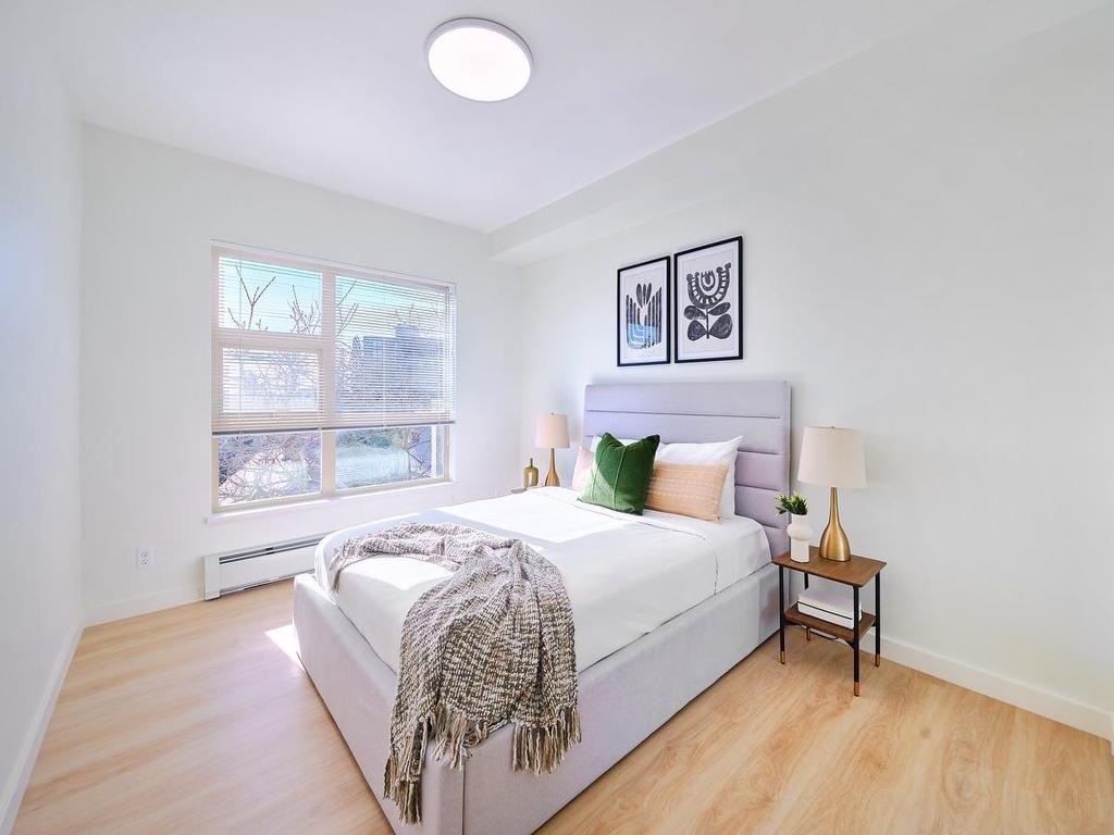 Listing Image for R3111003