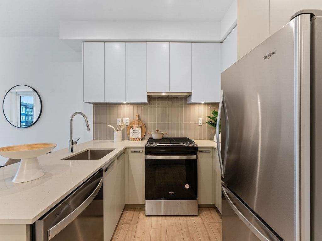 Listing Image for R3111004