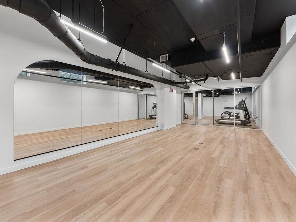 Listing Image for R3111004