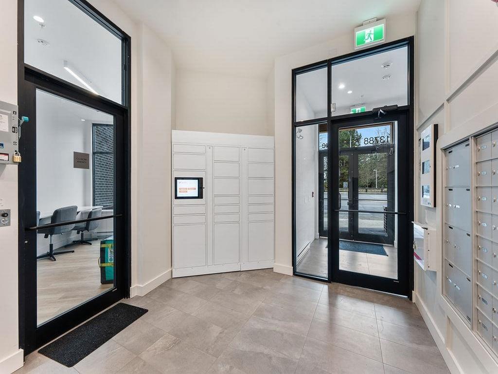 Listing Image for R3111004