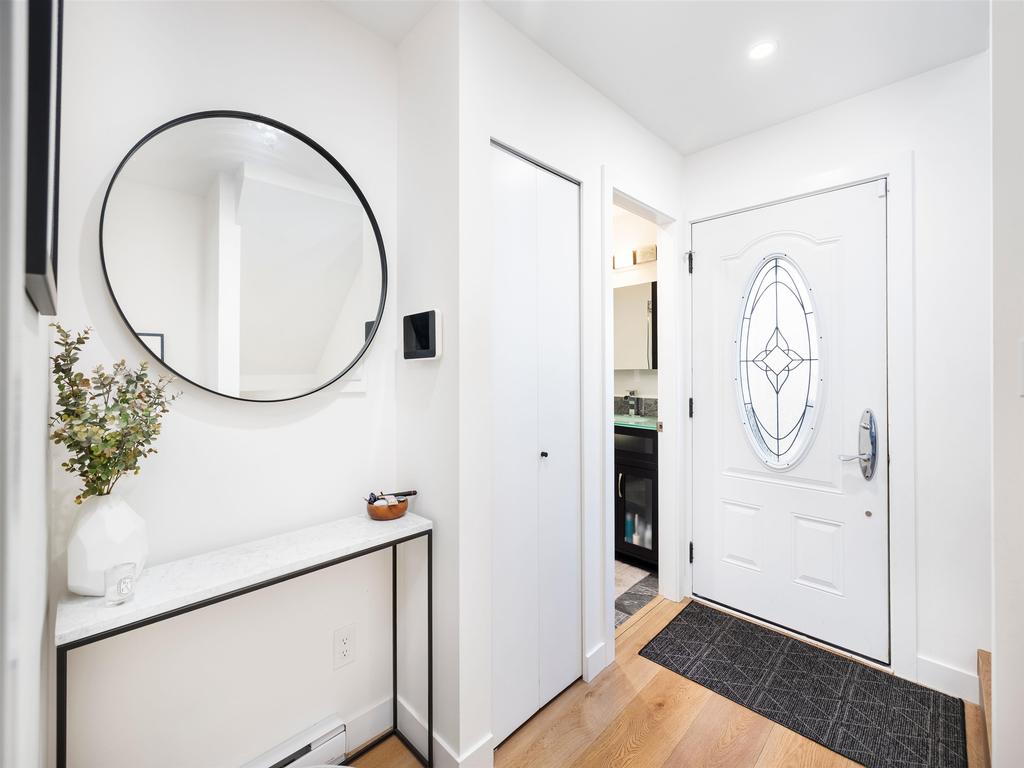 Listing Image for R3111009