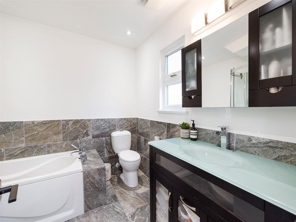 Listing Image for R3111009