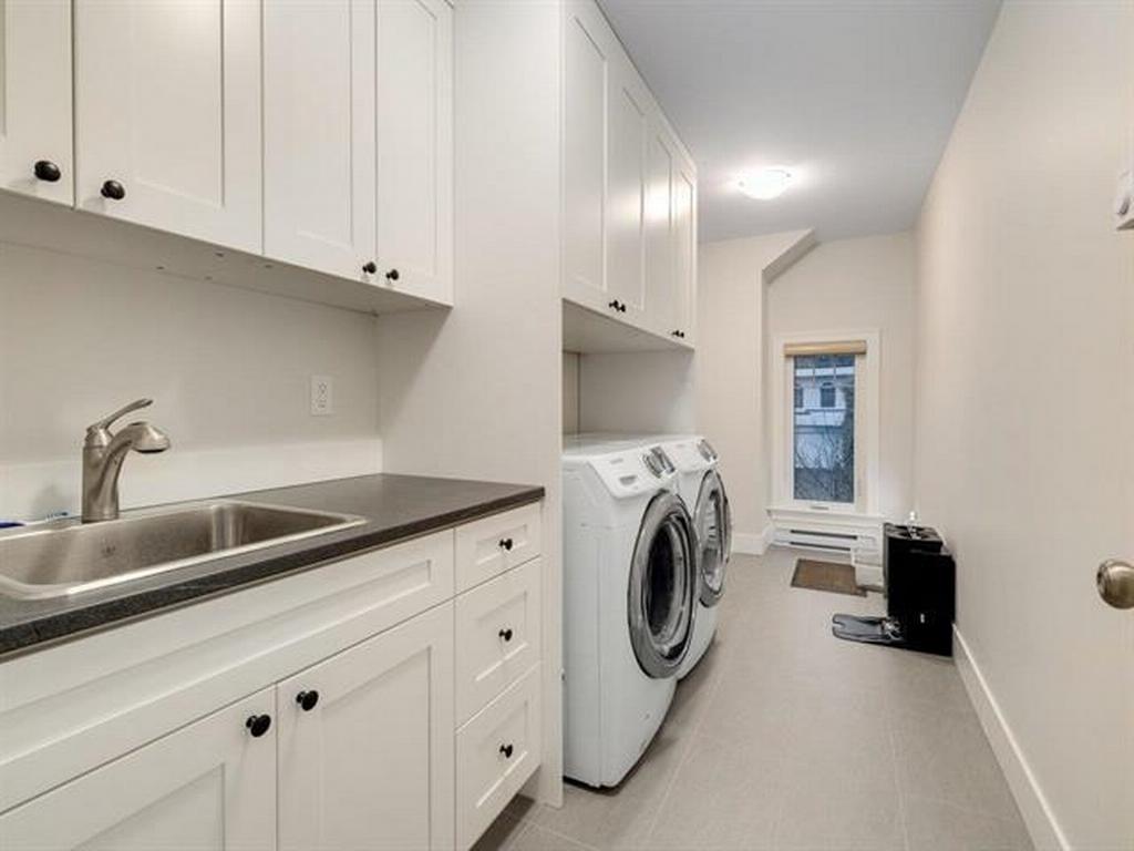 Listing Image for R3111011