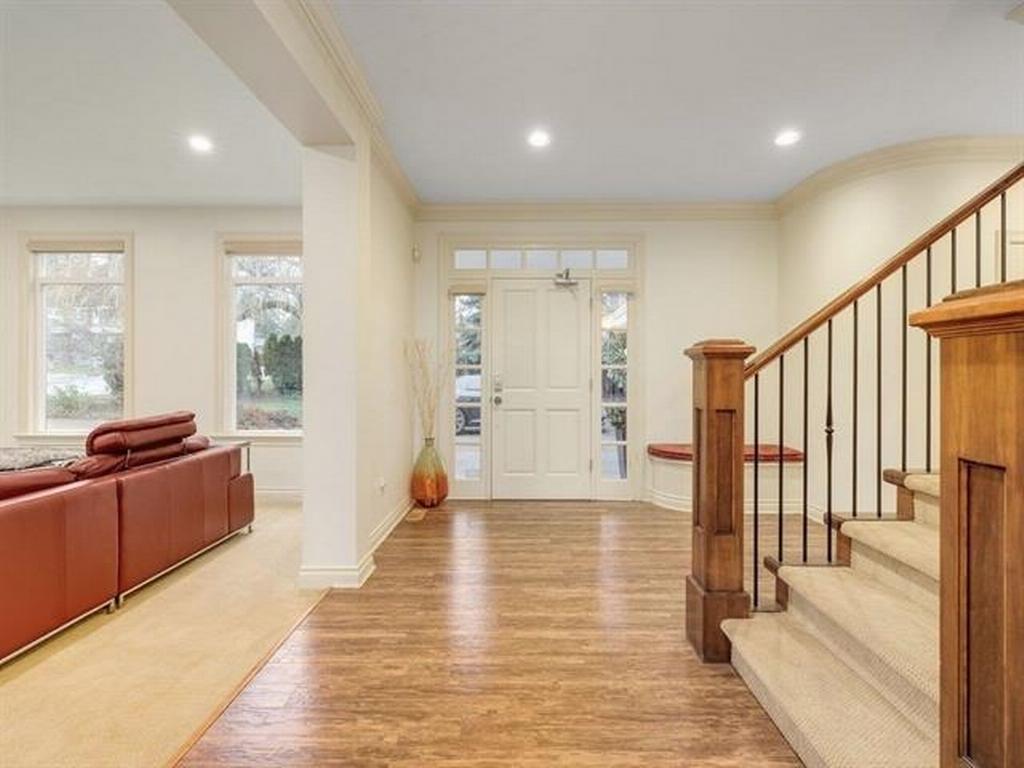 Listing Image for R3111011