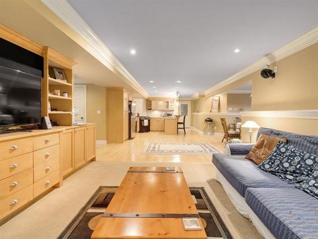 Listing Image for R3111011