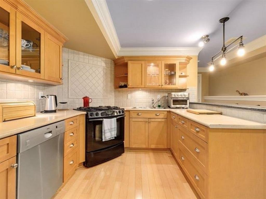 Listing Image for R3111011