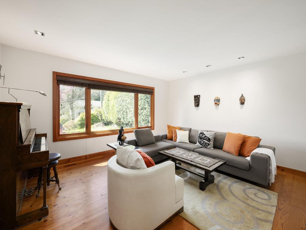 Listing Image for R3111019