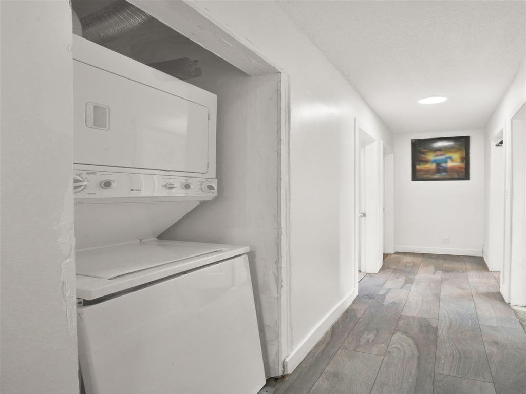 Listing Image for R3111022