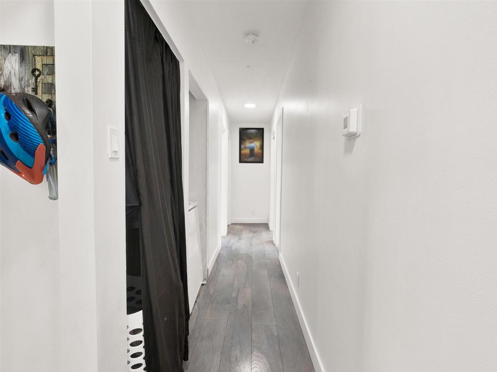 Listing Image for R3111022