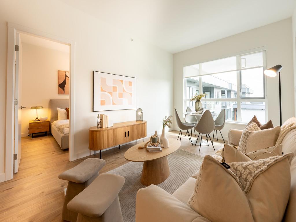 Listing Image for R3111023