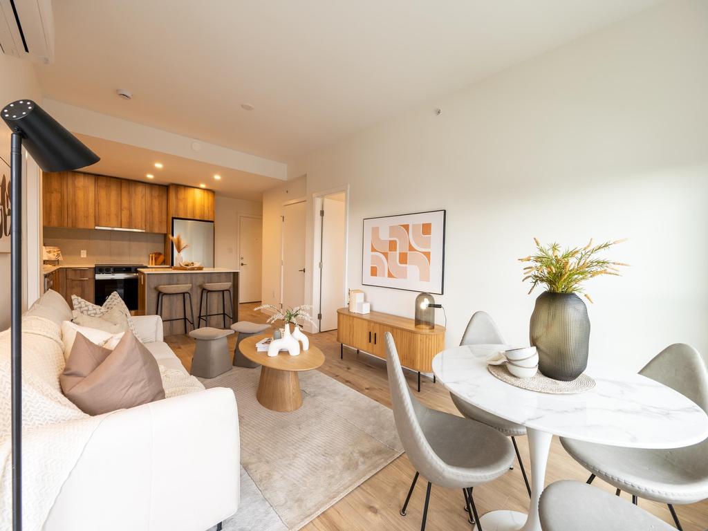 Listing Image for R3111023