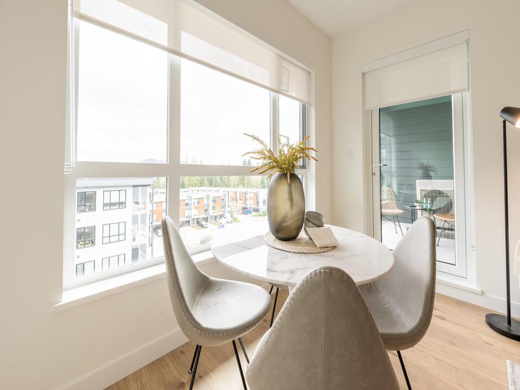 Listing Image for R3111023