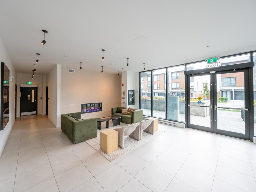 Listing Image for R3111023