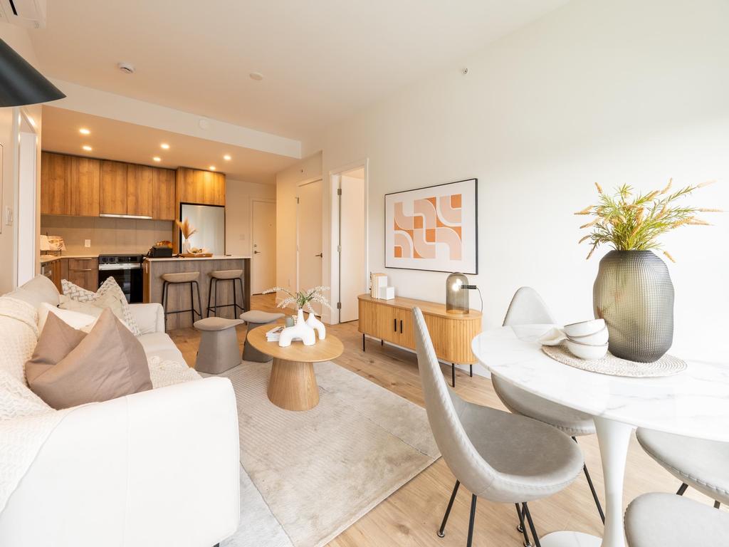 Listing Image for R3111023