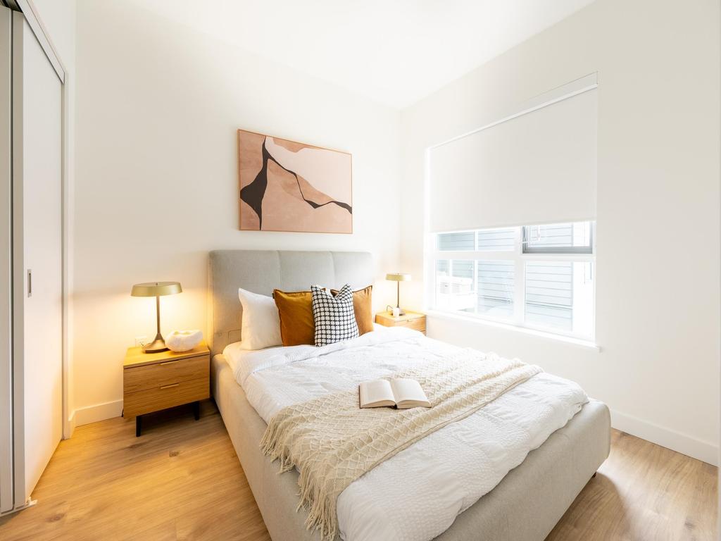 Listing Image for R3111023