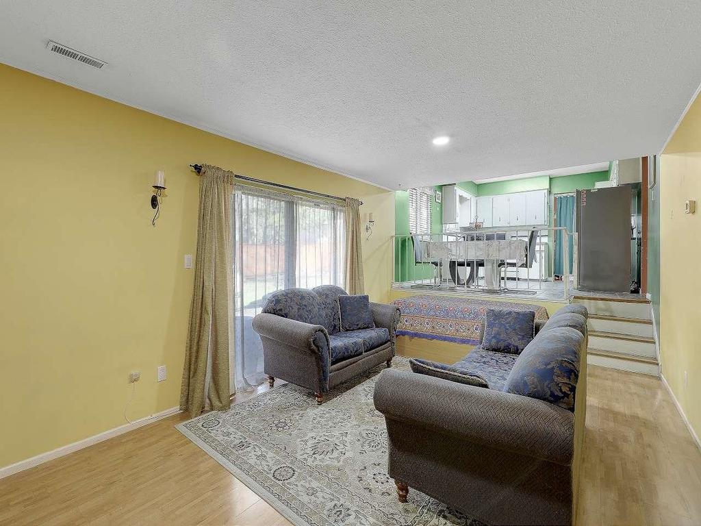 Listing Image for R3111033