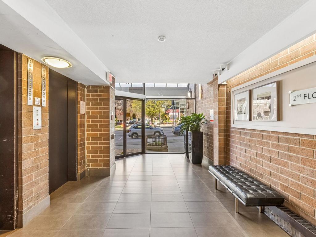 Listing Image for R3111043