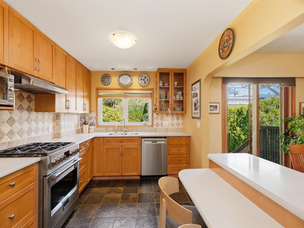 Listing Image for R3111072