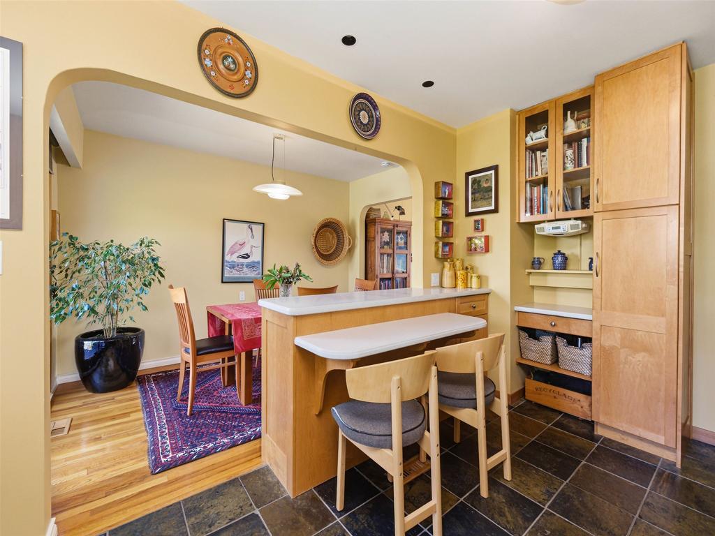 Listing Image for R3111072