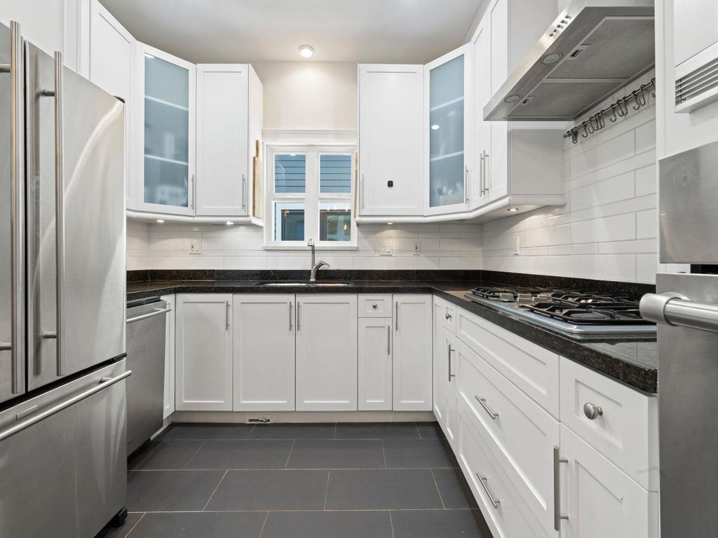 Listing Image for R3111074