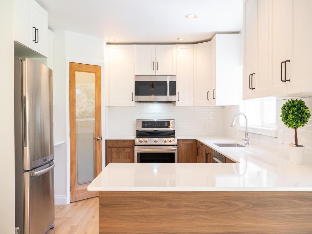 Listing Image for R3111077