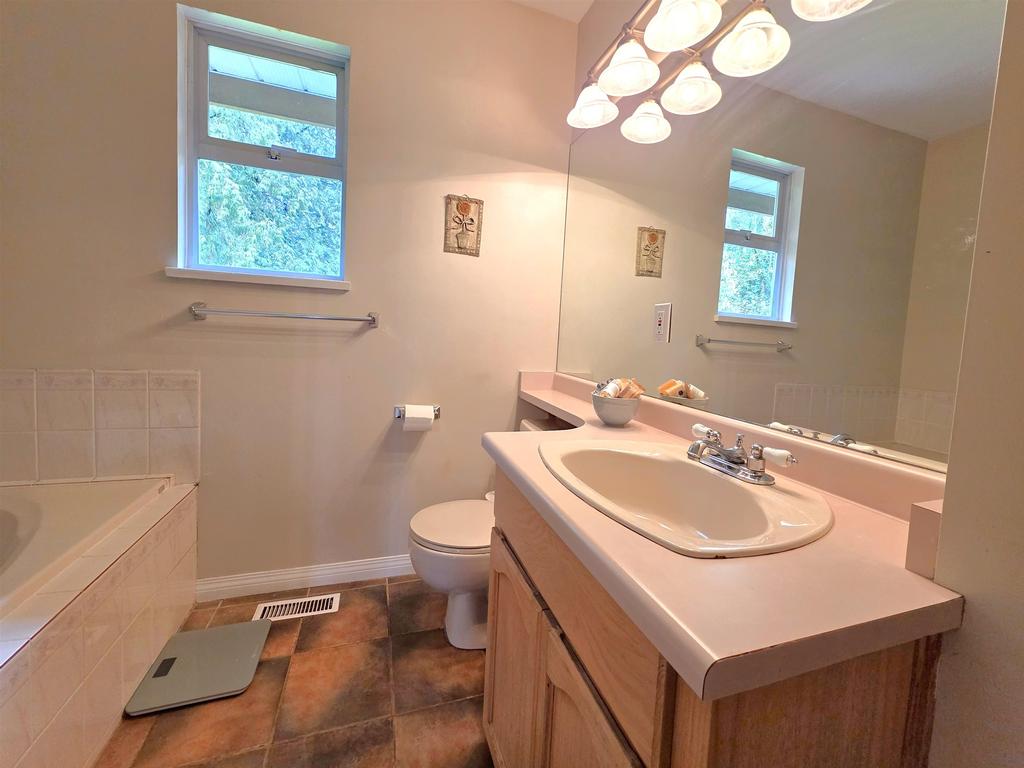 Listing Image for R3111080