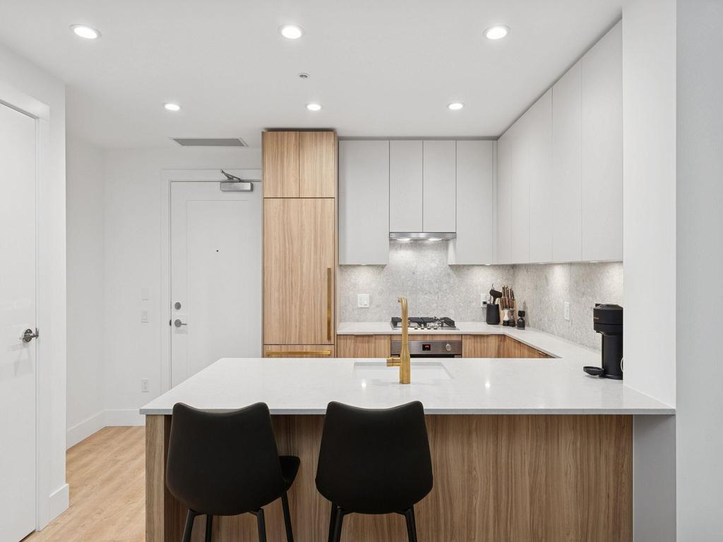 Listing Image for R3111094