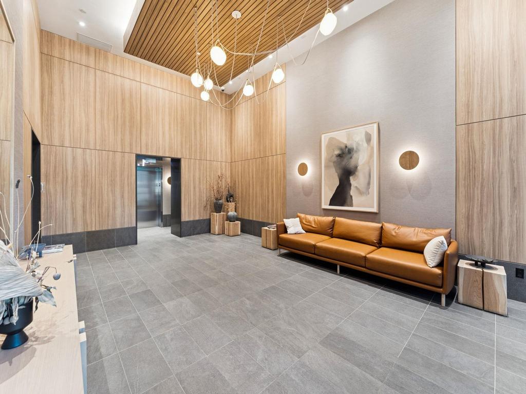 Listing Image for R3111094