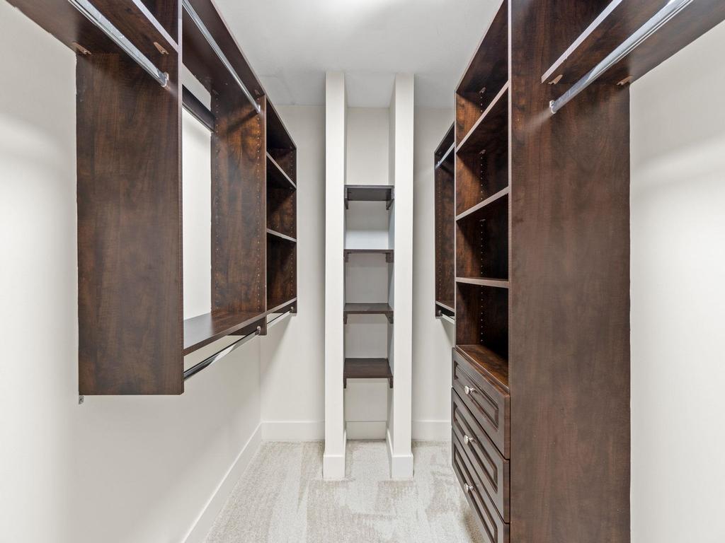 Listing Image for R3111102