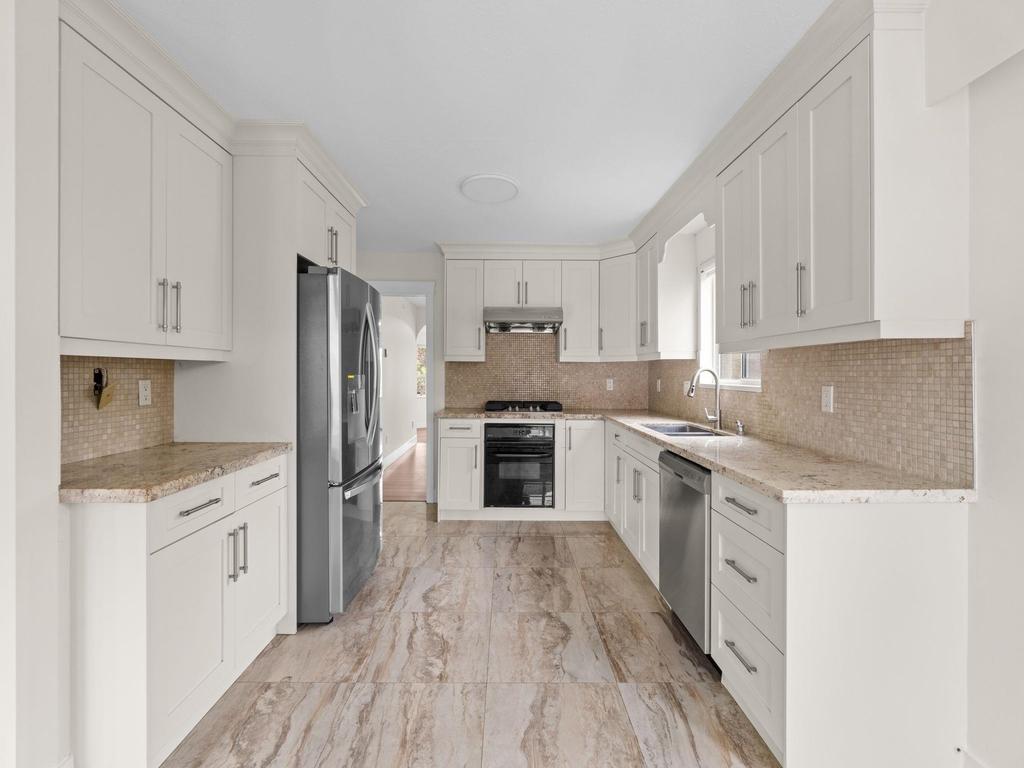 Listing Image for R3111102