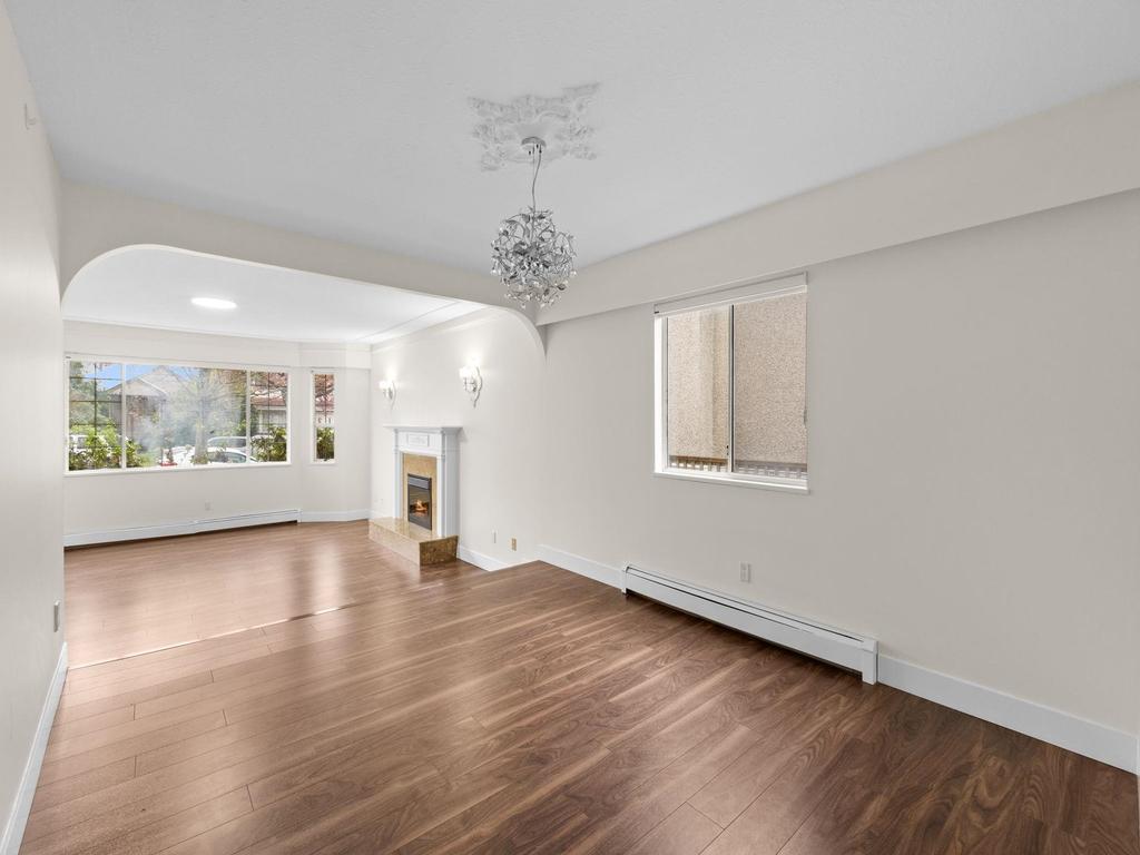 Listing Image for R3111102