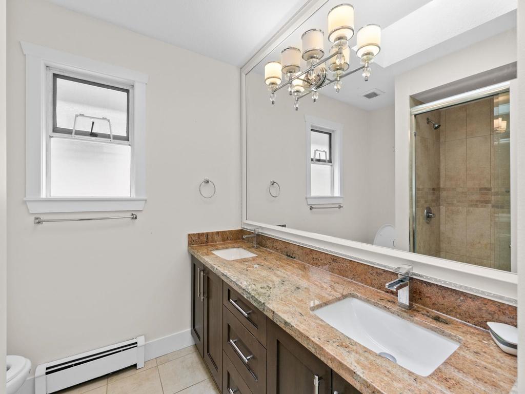 Listing Image for R3111102