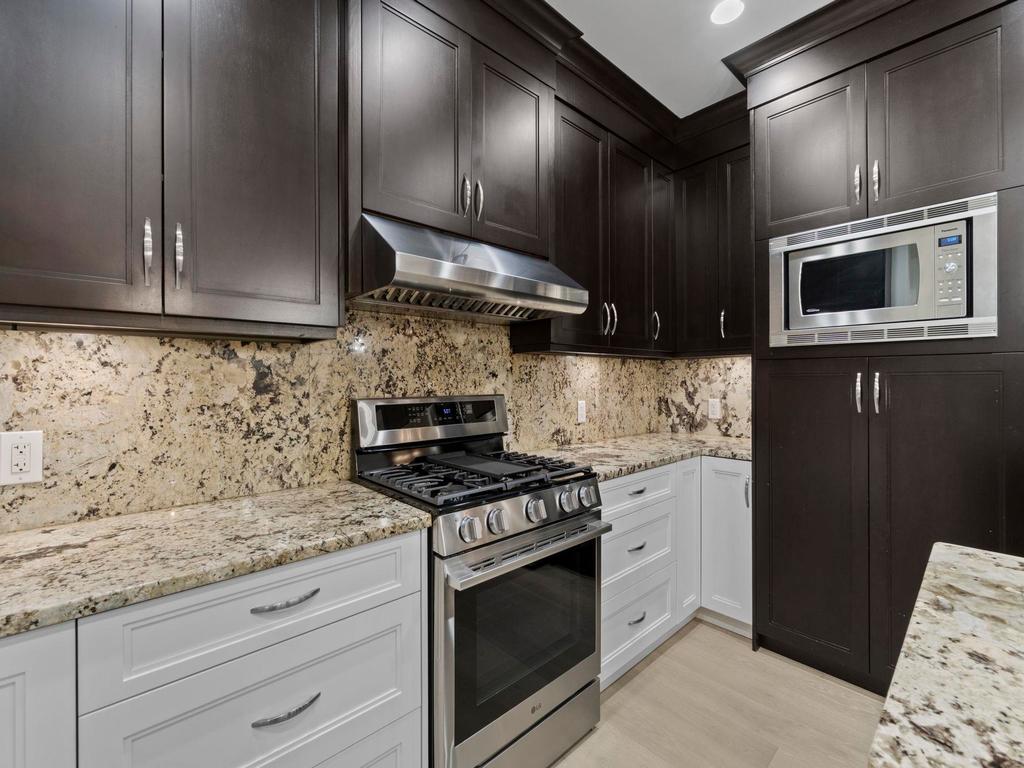 Listing Image for R3111105