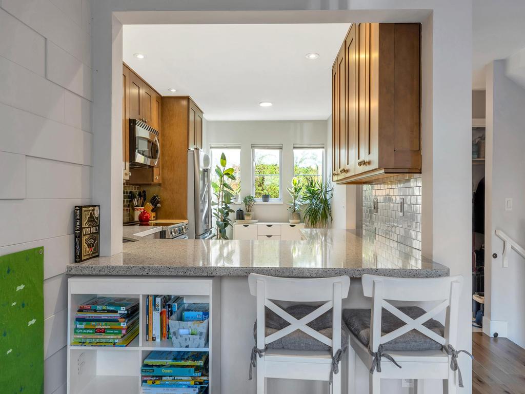 Listing Image for R3111123