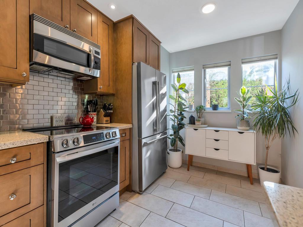 Listing Image for R3111123