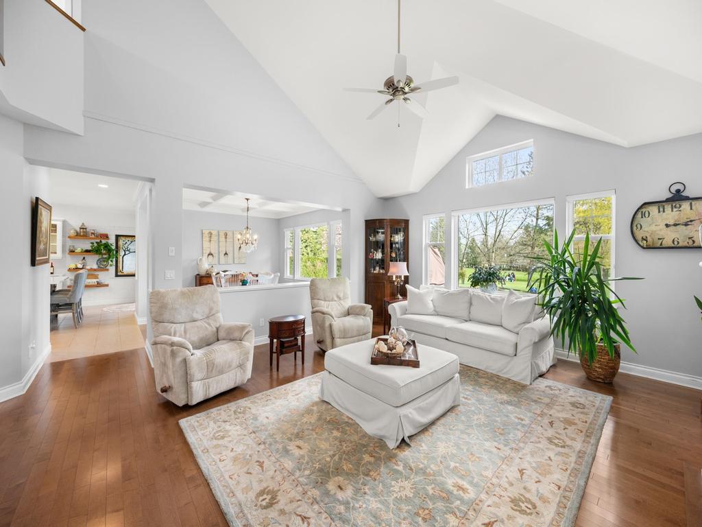 Listing Image for R3111294