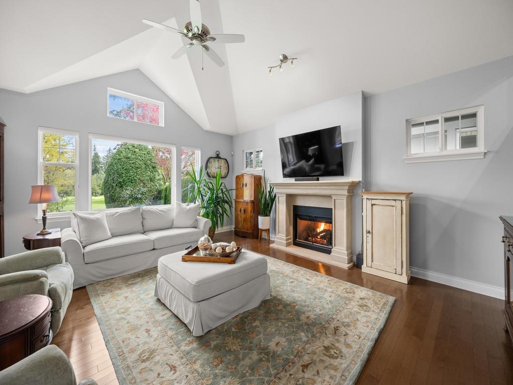 Listing Image for R3111294